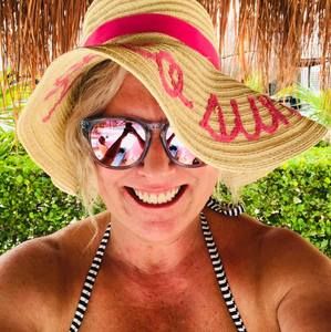 Meet your Posher, Abby